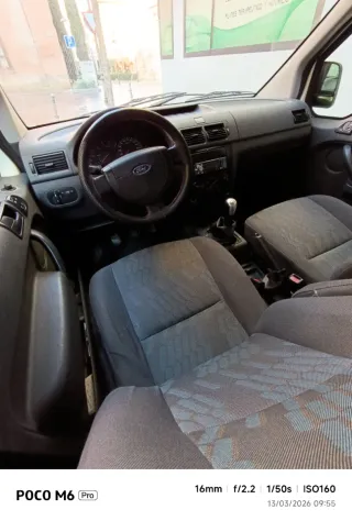 Ford Tourneo Connect 2005