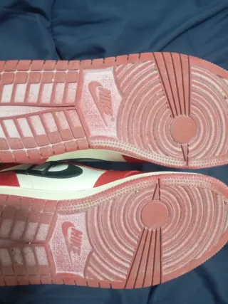 Jordan 1 Retro High OG Rojo/Blanco