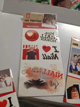 One Direction  Bracciale Portachiavi Tatuaggi