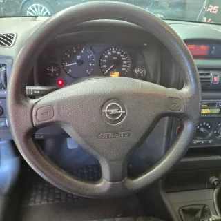Opel Astra 1.6 85Cv. Único dueño. Sólo 89900 kms.