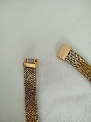 Lote gargantilla y pendientes dorados bisutería