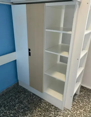 Litera Ikea Blanca con Escritorio