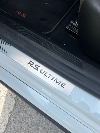 Renault Megane R.S. Ultime 1.8 TCE 300CV – 2023