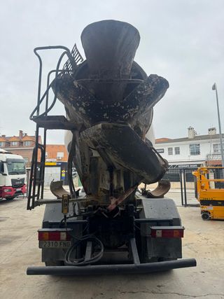 MERCEDES ACTROS 4141 HORMIGONERA 8X4