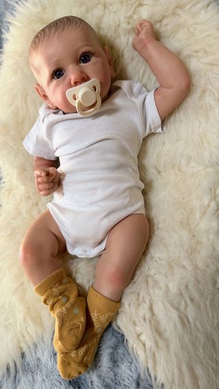 Muñeco Reborn realista