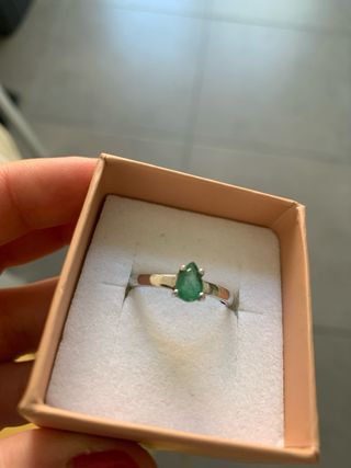 Anillo Plata y Esmeralda