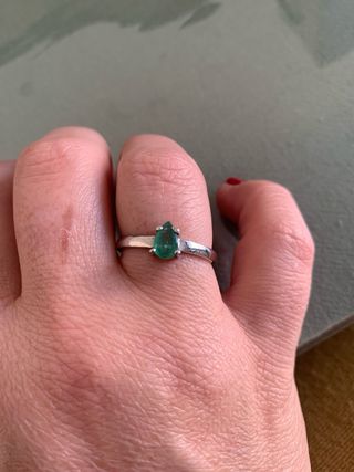 Anillo Plata y Esmeralda