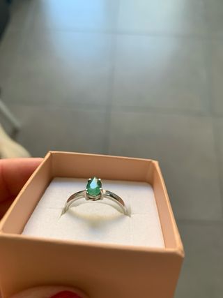 Anillo Plata y Esmeralda