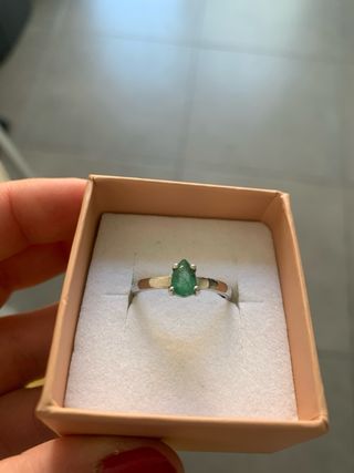 Anillo Plata y Esmeralda
