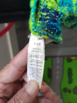 Manta sofá tejido cuadros verde y azul