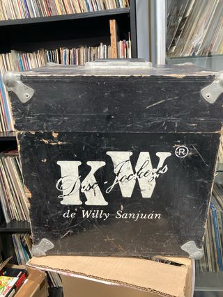 Maleta Vintage KW Disc Jockeys Años 70
