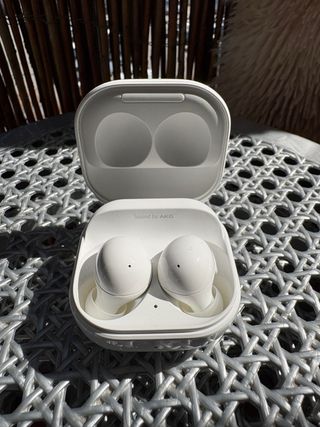 Auriculares Samsung AKG Blancos