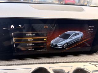 Mercedes-Benz CLA250e Coupé