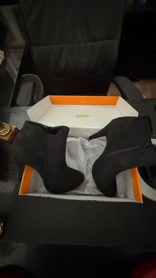 Botines de tacón y plataforma negros