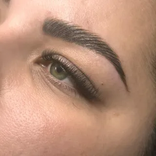 Extensiones de pestañas