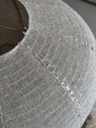 Globo lámpara Zara Home tela y metal