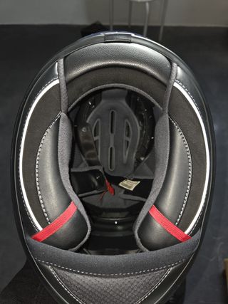 Casco HJC Edición Limitada Red Bull GP América