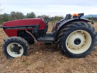Tractor Case International 2120 4x4