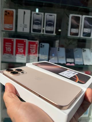 iPhone 16 Pro Max 256GB Oro 97% Batería Semi Nuevo