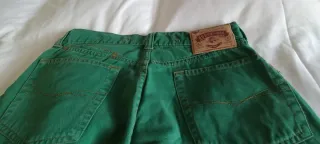 Pantalón vaquero corto verde