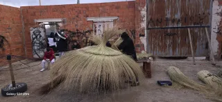 Pérgola de madera y metal