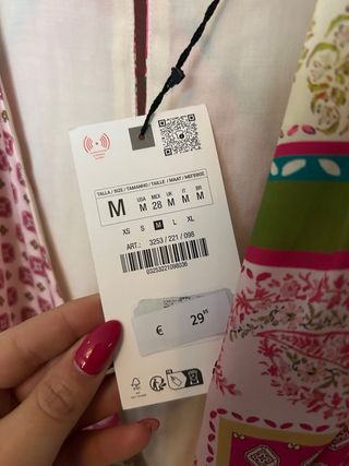 Vestido Zara satén estampado talla M