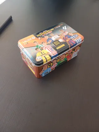 Caja Adrenalyn XL 25/26 + Cartas