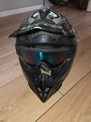 Casco Moto Diseño Monstruo