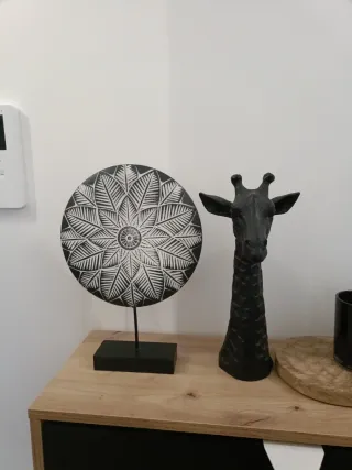 Objeto de decoração preto