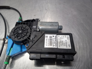 ELEVALUNAS DELANTERO DERECHO AUDI A4 AVANT (8E) B