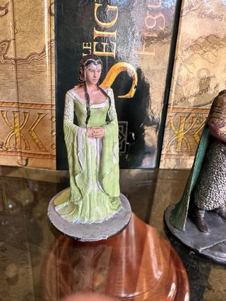 Lote todo por 5€ figuras de plomo con taras ESDLA