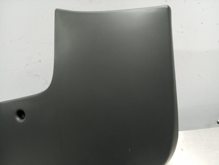 PUNTERA PARAGOLPES TRASERA DERECHA RENAULT TRAFIC