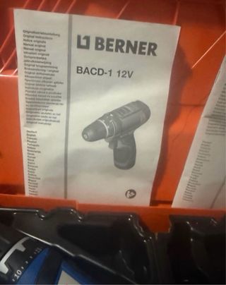 Atornillador taladrador accionada por acumulador