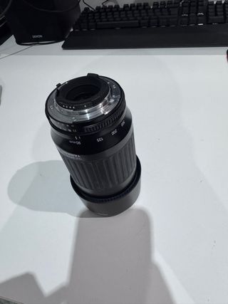 Objetivo Tamron AF Tele-Macro 90-300mm