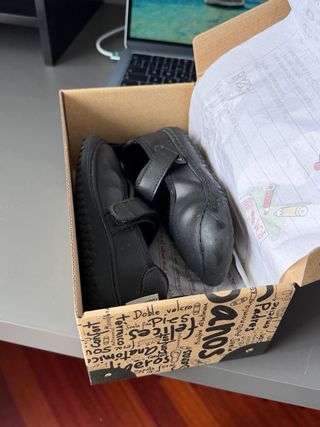 Zapato Feroz Aitana Talla 26 Negro