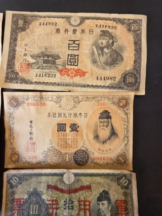 Bonos Japoneses Antiguos y billetes.