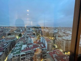 Estudio en alquiler en Ensanche - Diputación en Alicante