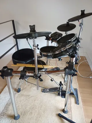 Batería Electrónica Alesis Surge