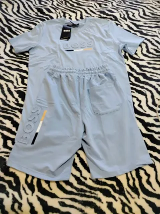 Conjunto logotipo  BOSS Camiseta y Pantalón Cort