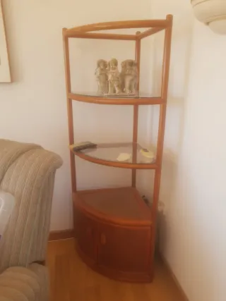Mueble de esquina madera y cristal