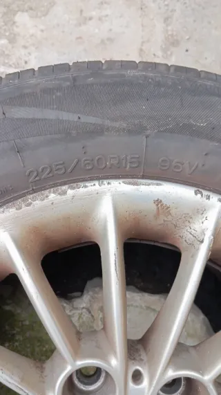 Neumáticos 225/60R15