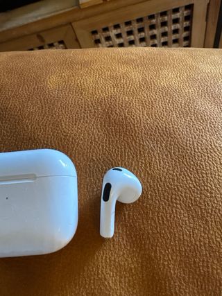 Apple AirPods 3.ª Gen (2021) - Estuche Blanco