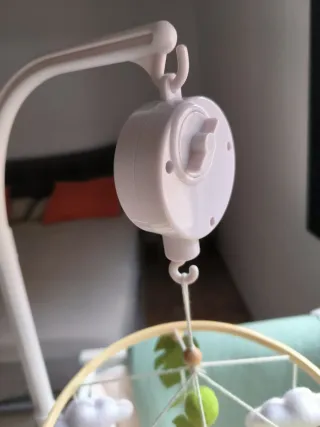 Móvil Cuna Dinosaurios y Hojas