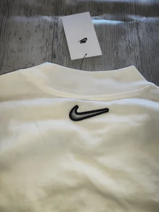 Camiseta Nike Athletic Club manga larga