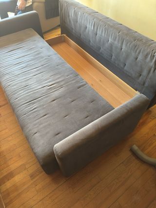 Sofá cama gris azulado Ni idea de marca ni tela