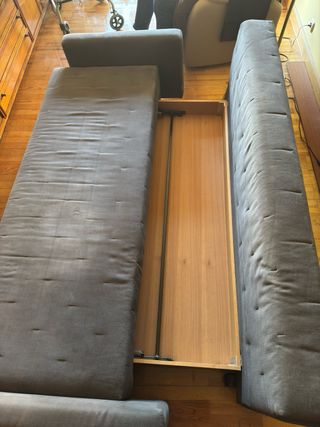 Sofá cama gris azulado Ni idea de marca ni tela