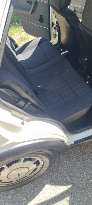 Volkswagen Golf 2 GTI