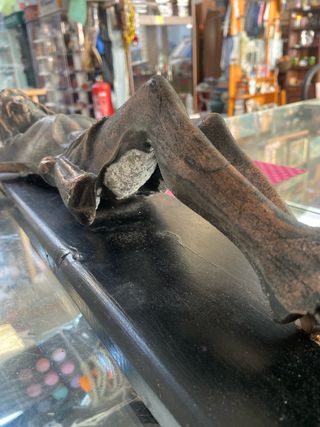 Cruz con figura de Jesucristo