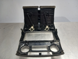 CONSOLA CENTRAL KIA SPORTAGE (KM) D4EA