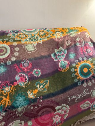 Manta Desigual floral multicolor